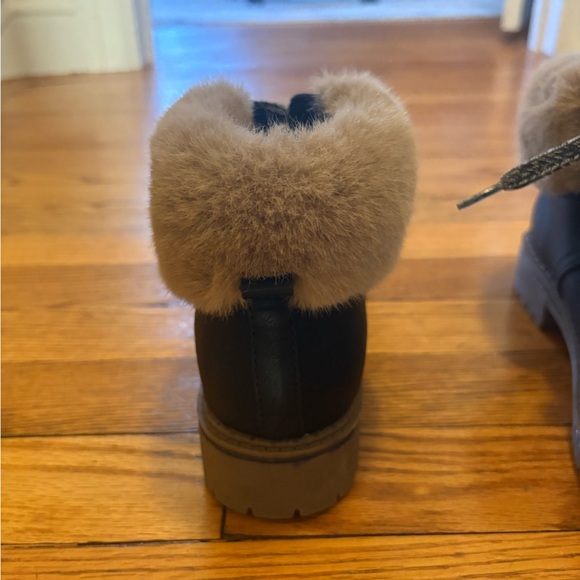 Fur Booties - Picture 2 of 4